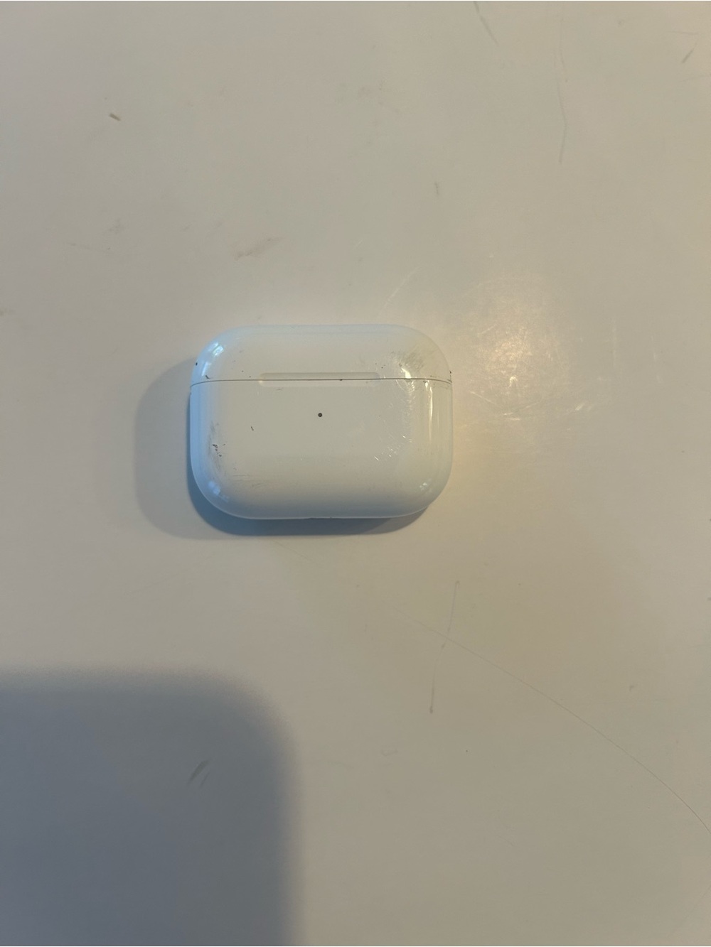 Apple AirPods Pro 2nd Generation/ MagSafe Wireless Charging Case /White